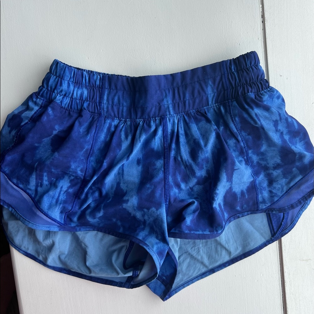 blue tie dye lululemon hotty hots